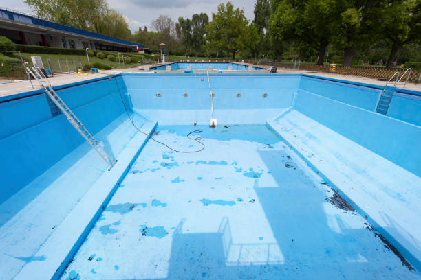 Best 24/7 water damage repair  in Uniontown, OH